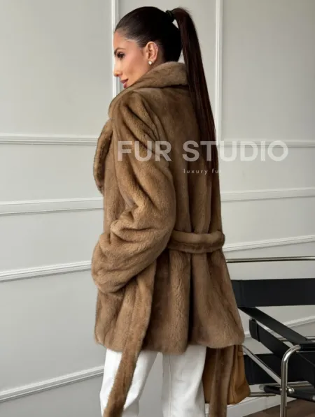 Полушубок норковый пастель с меховым поясом - фото 6