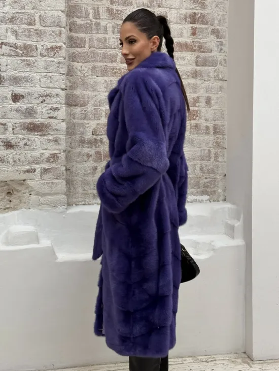 Норковая шуба кимоно с английским воротником в фиолетовом цвете - фото 5