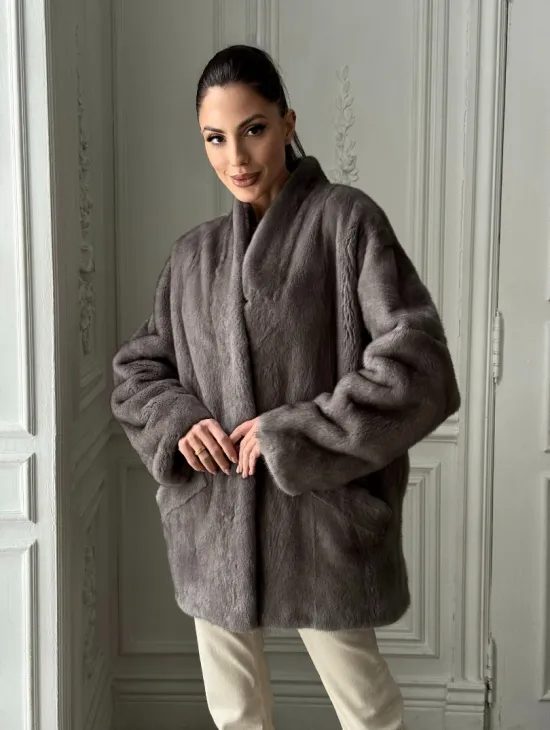 Женский меховой норковый полушубок с V-образным воротником - фото 7