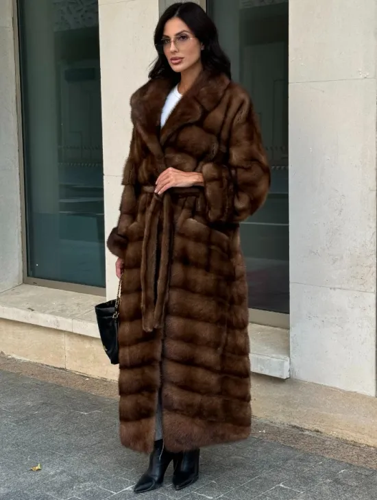 Норковая шуба в цвете соболь с английским воротником - фото 7