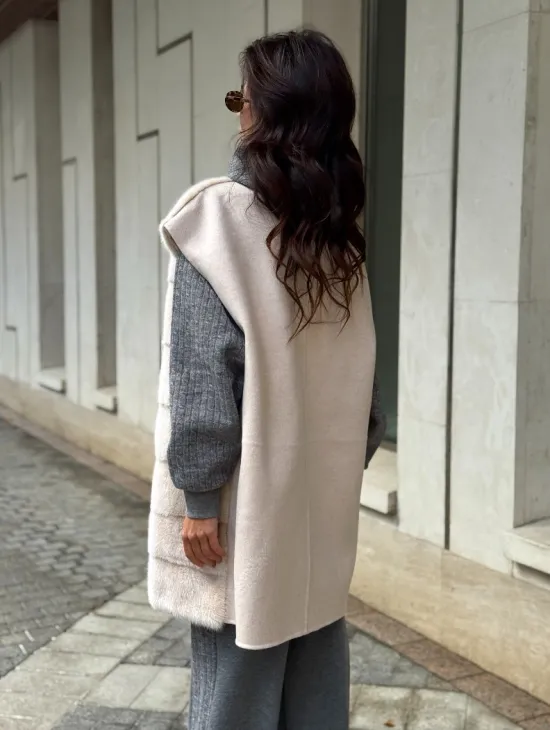 Комбинированный жилет из меха норки и шерсти - фото 6