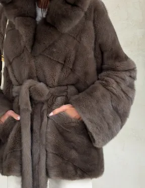 Меховой норковый полушубок с капюшоном куница - фото 1