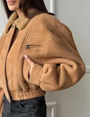 Зимняя женская дубленка - бомбер - фото 1