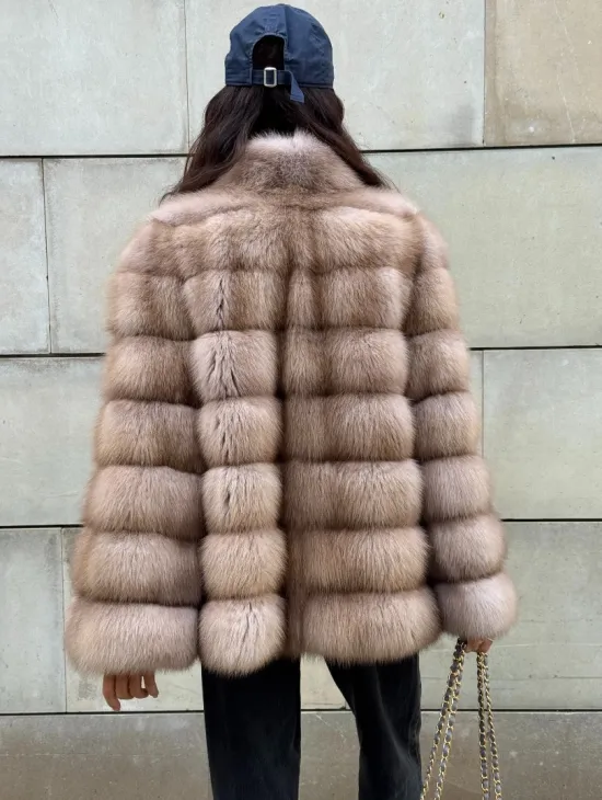 Шуба из меха куницы - фото 4