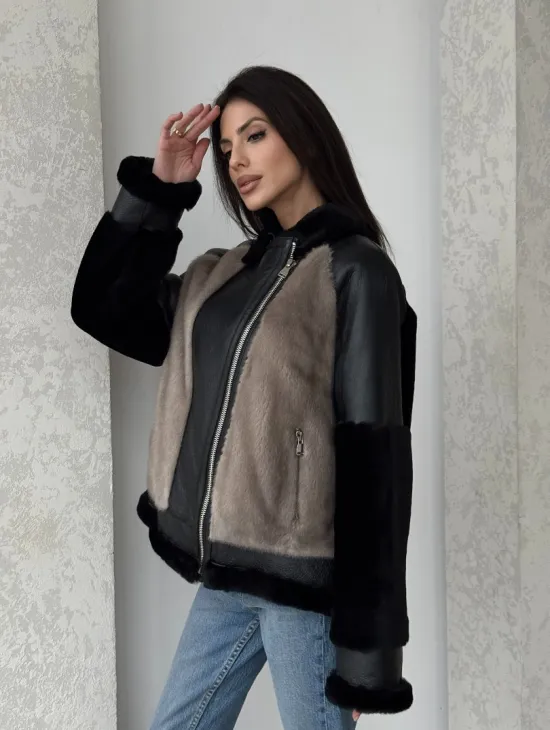 Черная дубленка из овчины с рукавами из меха норки - фото 8