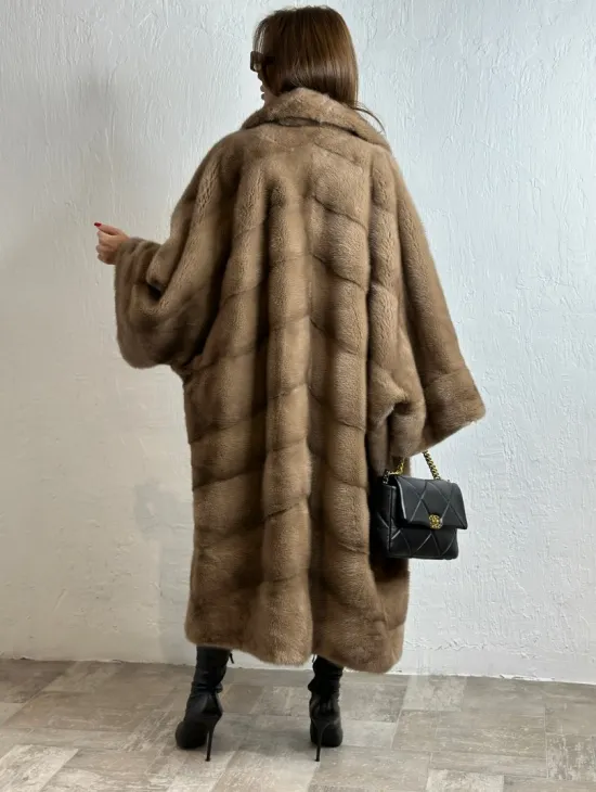 Роскошное манто из аукционной норки - цвет пастель - фото 2