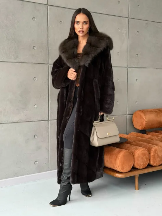 Шуба норковая с капюшоном из меха куницы - цвет уголь - фото 10