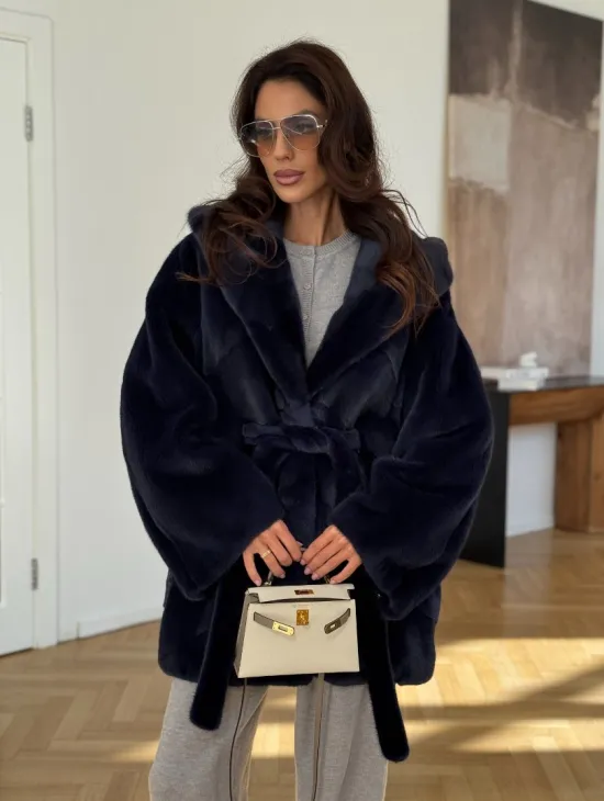 Шуба летучая мышь с капюшоном цвет аквамарин - паркетная раскладка - фото 6